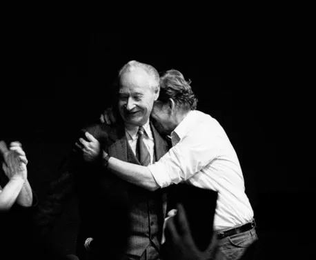 Václav Havel a Alexander Dubček, Laterna magika, 24. listopadu 1989